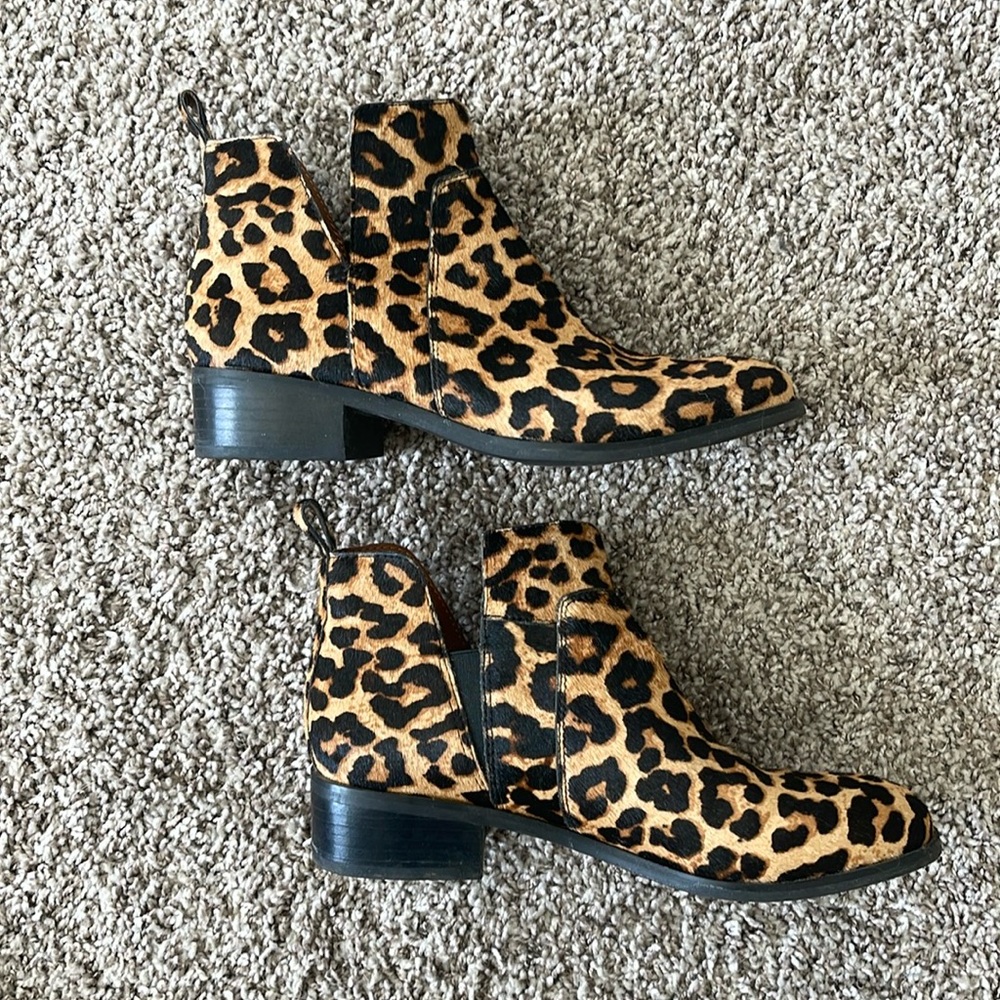 Franco Sarto Bernie 2 Boots Women's Camel Hair Leopard Print Bootie, size 6